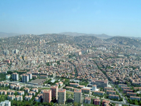 Ankara Yenimahalle'de E-5 Devlet Karayolu çevresinde yerleşim alanları ağırlık kazanıyor!