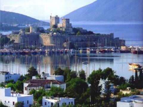 Bodrum'da yerli ve yabancı turist yoğunluğu!