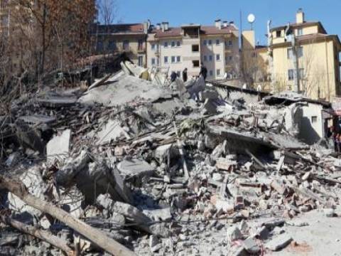  Ankara Altındağ'da 30 bin gecekondu yıkıldı!