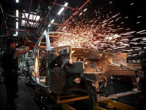 Türkiye'de sanayi üretimi yüzde 1,8 arttı!