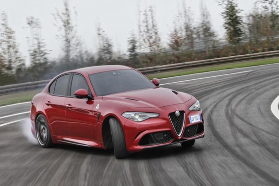 Alfa Romeo Stelvio fiyat listesi Mart 2022! 