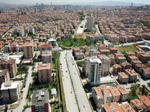 1071 Malazgirt Bulvarı'ndaki davalık gecekondu yıkıldı! 