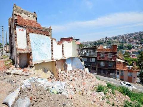  İzmir Yeşildere heyelan bölgesinde 152 bina yıkıldı!