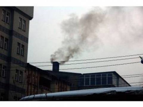 Erzurum’da havayı kirleten işletmeye 10 bin 154 lira ceza kesildi!