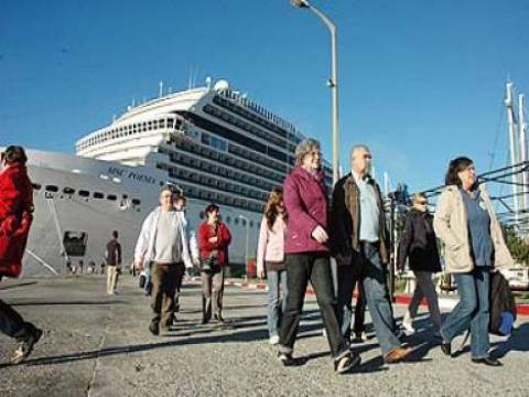 İzmir'e gelen turist sayısı yüzde 126 arttı!
