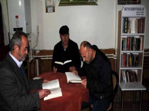 Ankara Pursaklar'da kıraathaneler kütüphaneye dönüşüyor!