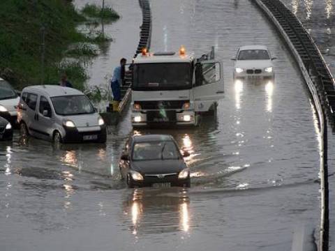 İstanbul'da yağış uyarısı yapıldı!
