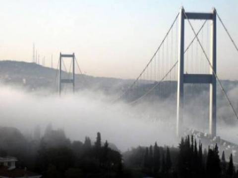  İstanbul'da yoğun sis nedeniyle boğaz deniz trafiğine kapatıldı!
