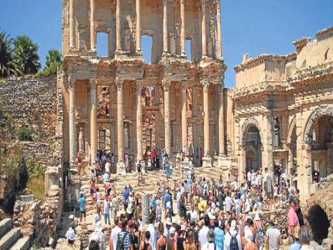 Efes UNESCO Dünya Mirası Listesi'ne girecek mi?