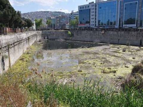 Dünya Ticaret Merkezi'nin inşaat çukurundan 77 bin ton su çekildi!