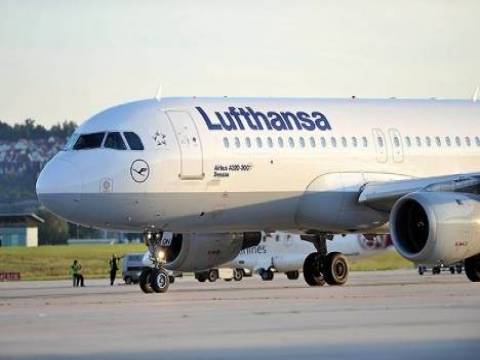  Almanya'da 56 uçak seferi iptal!
