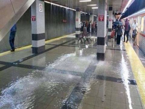 Ankara Batıkent metro istasyonunu su bastı!