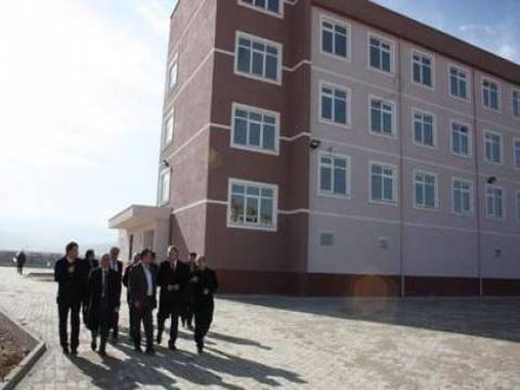 İnegöl'de Alanyurt İlköğretim Okulunun inşaat çalışmaları tamamlandı!