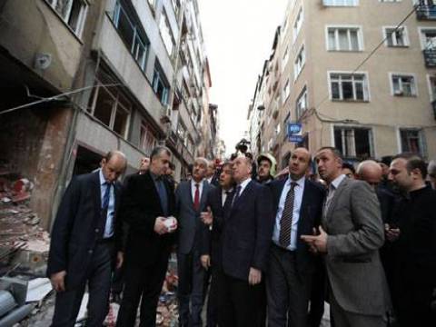 Taksim'deki patlamadan hasar gören binalara tadilat yardımı!