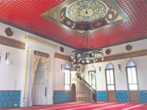 Murat Ülker, dedesinin ders verdiği Kırım'daki camiyi restore ettirdi!