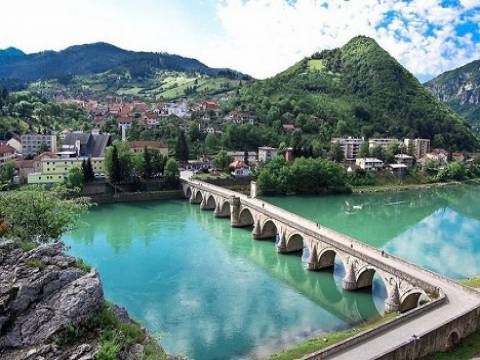 Drina Köprüsü'nün onarımı bu yıl bitirilecek! 