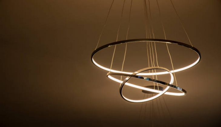  Modern chandeliers with up to 40% off in The Home Depot shops