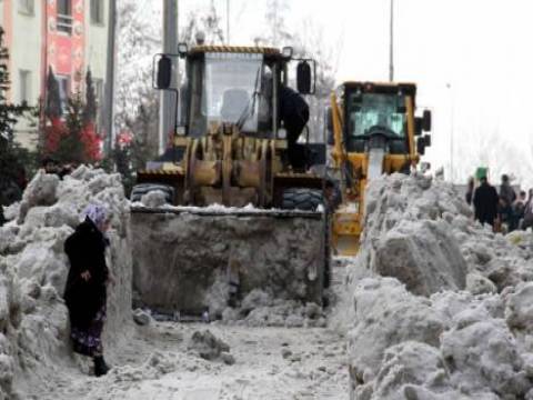  Doğu Anadolu Bölgesi'nde 339 köy yolu ulaşıma kapalı!