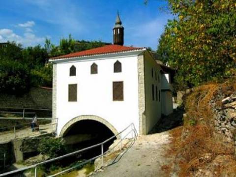Karabük Lütfiye Cami görenleri şaşırtıyor!