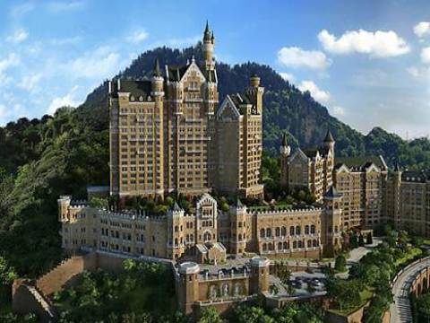 Çin'de saray görünümlü The Castle Hotel!