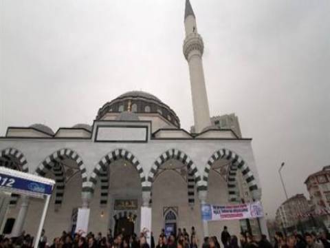  Esenyurt İmam Şafii Camii hizmete açıldı!