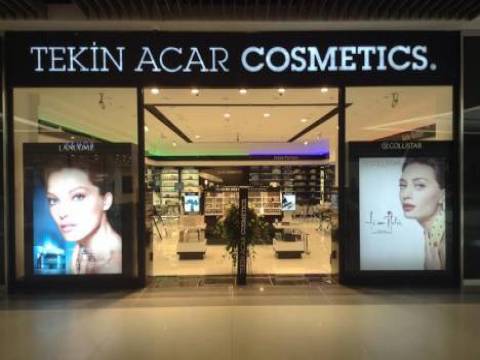  Tekin Acar Kozmetik yeni mağazasını ÖzdilekPark AVM'de açtı!