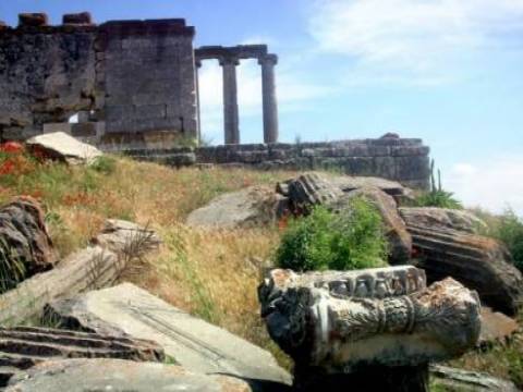  Kütahya'da Roma kenti Aizanoi'de kazılar tam 90 yıldır sürüyor!