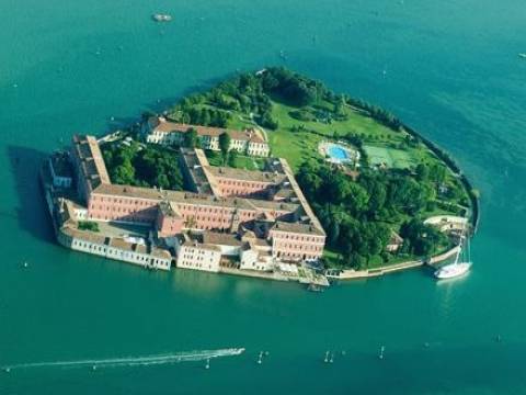 Permak'ın 150 milyon euroluk Venedik'teki oteli Nisan'da açılacak! 