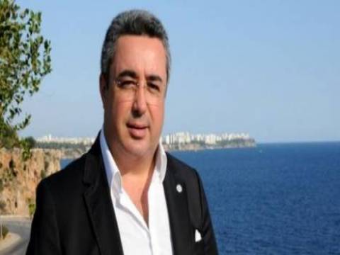 Antalya İnşaat Müteahhitleri Derneği'nden belediye başkanlarına kentsel dönüşüm çağrısı!