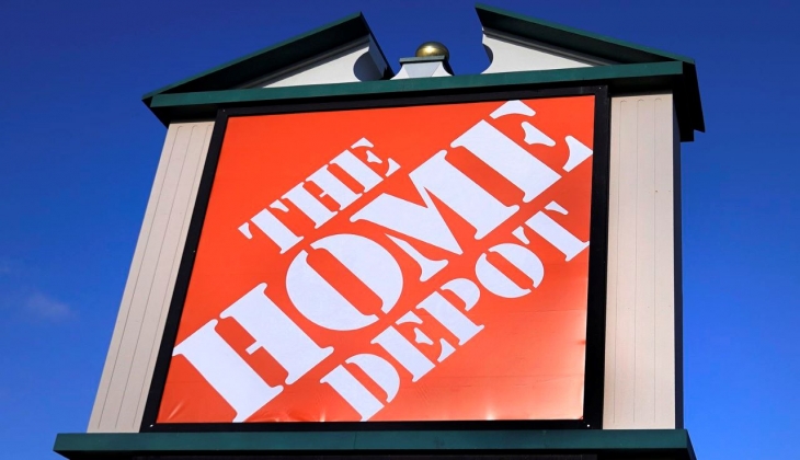  Decoration lovers... Holiday decoration products with special values in The Home Depot!