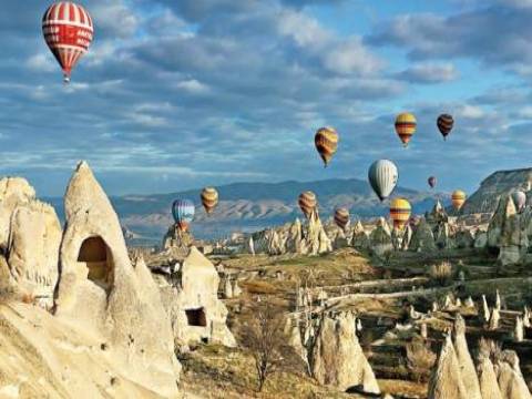 Peri Bacaları'na 2013'te 2.7 milyon turist gitti!