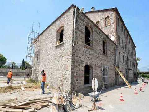  İzmir Halkapınar’daki eski un fabrikası Kent Koleji’ne dönüşecek!