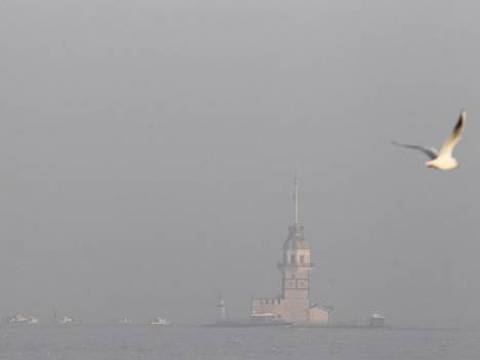  İstanbul Boğazı sis neden ile gemi trafiğine kapatıldı! 