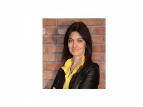 Aslı Sekmen kimdir?