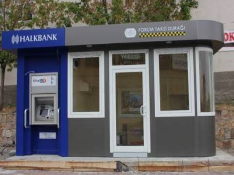  Kayseri'de ATM'li modern taksi duraklarını yaygınlaşıyor!