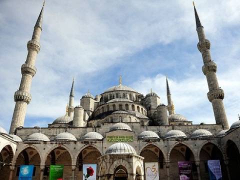 Sultanahmet Camii'nin minaresi restore edilecek!