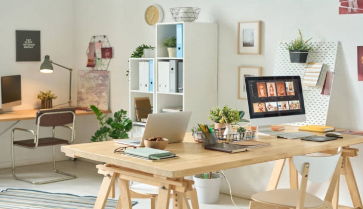  Work desks with up to 63% discount at Target supermarkets